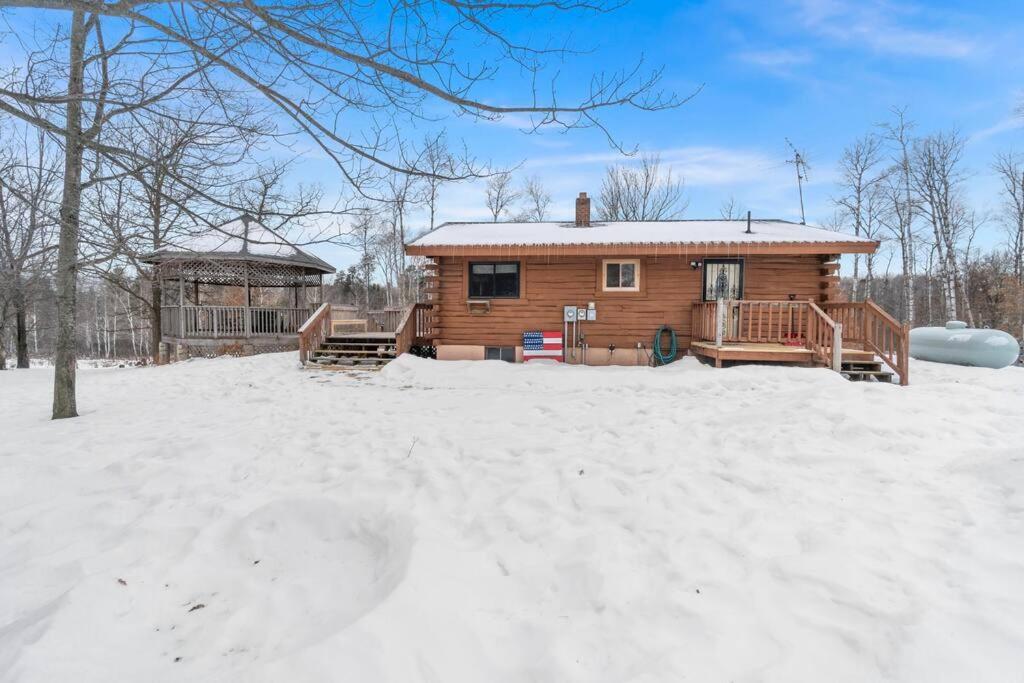 Cozy Cabin With Hottub At Cloverdale Cabins Hinckley Extérieur photo