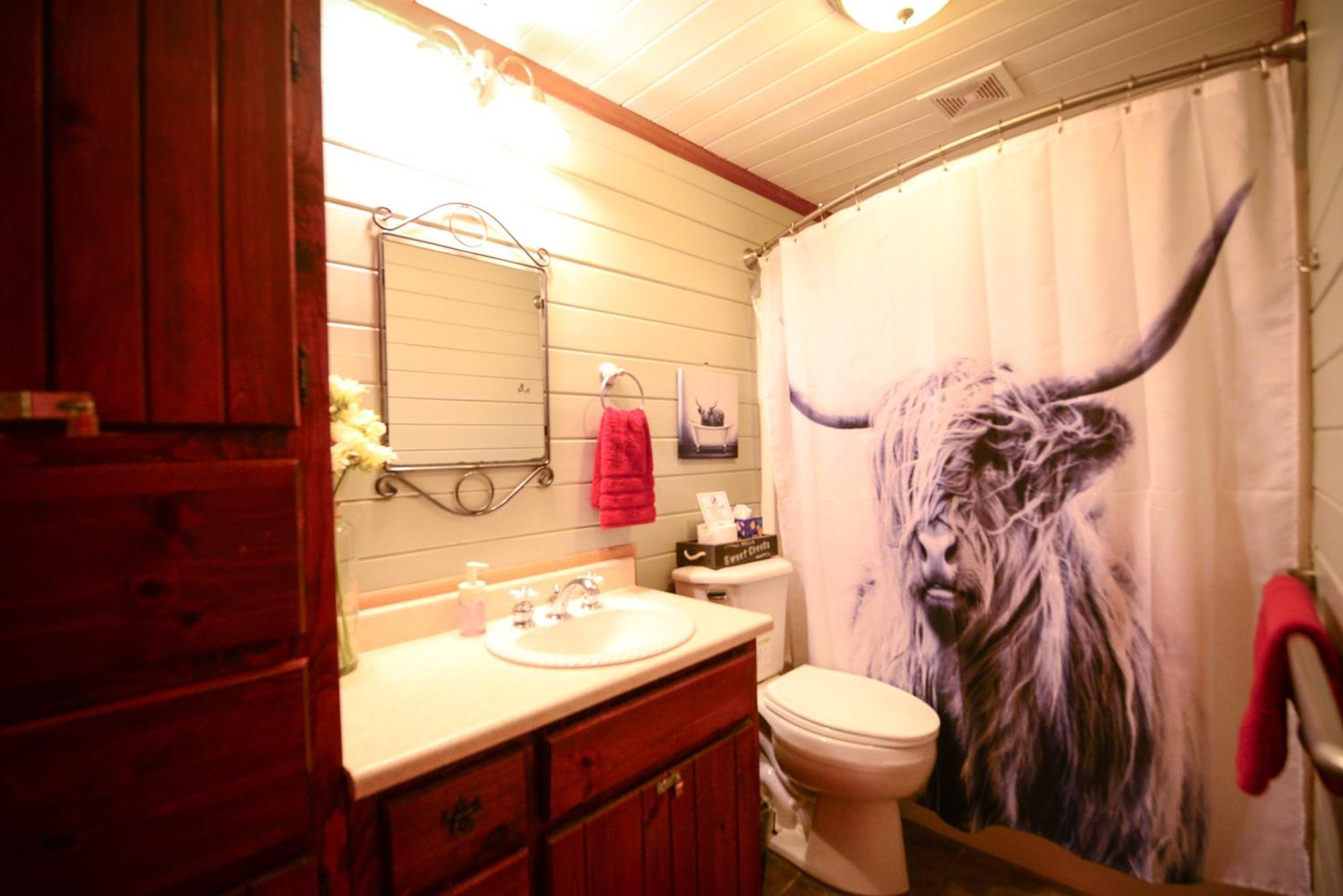 Cozy Cabin With Hottub At Cloverdale Cabins Hinckley Extérieur photo